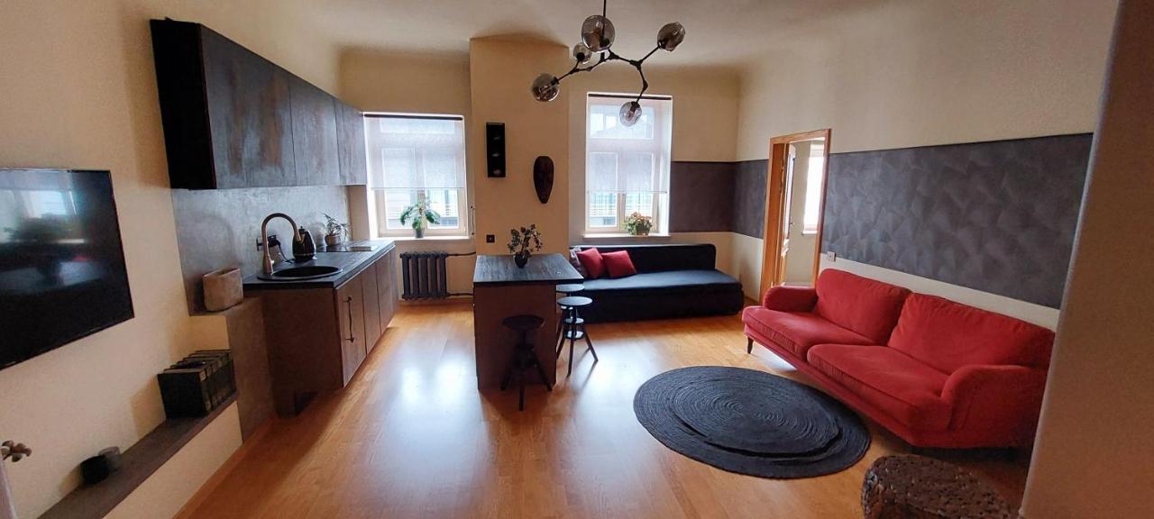 Perfectly Central Apartment 5 Min To Old Town & Art Noveau. Riga Bagian luar foto